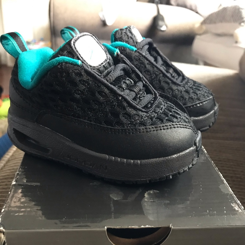 2012 Jordan comfort air max 5c